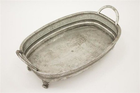 DELHI taca srebrna metalowa na nóżkach z uchwytami, 45x27 cm