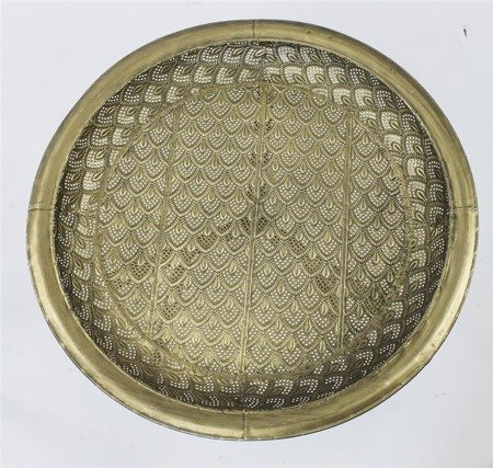 MYZOLIS stolik metalowy z ażurowym blatem na trzech nogach, wys. 57 cm