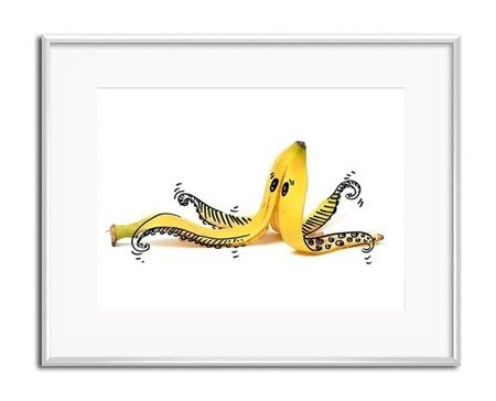 OŚMIORNICA Z BANANA obraz w białej ramie, 21x26 cm