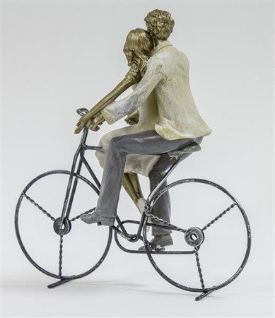 PARA NA ROWERZE figurka kobieta i mężczyzna na rowerze, wys. 26 cm