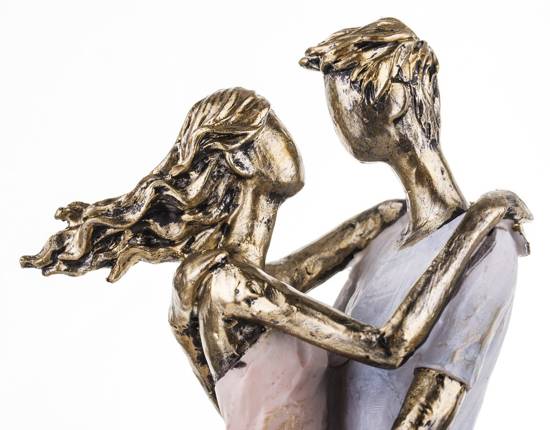 PARA W OBJĘCIACH figurka tańcząca para, wys. 33 cm 