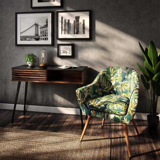 SANGO fotel z egzotycznym motywem na drewnianych nóżkach, wys. 83 cm